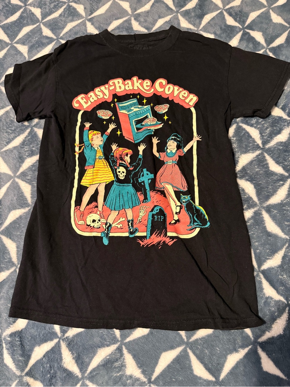 Easy-Bake Coven Black Graphic Short Sleeve Tee